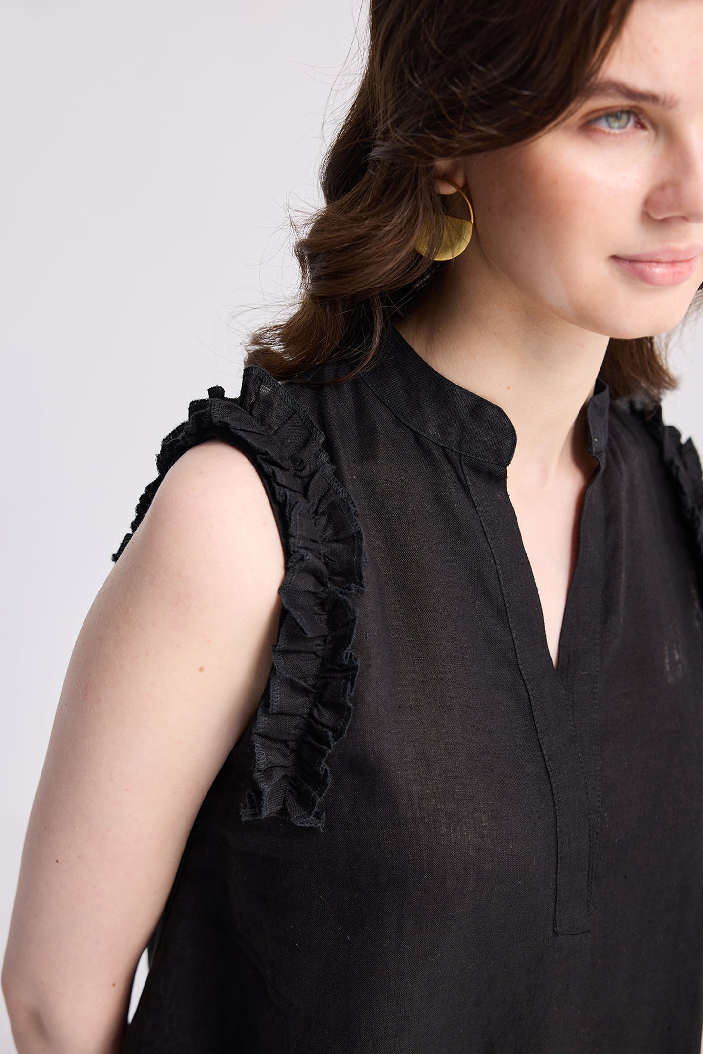 Sleeveless Hemp Top with Ruffles in Black-3